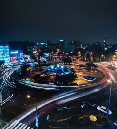 eduardo-flores-qJ4FCI0sx98-unsplash